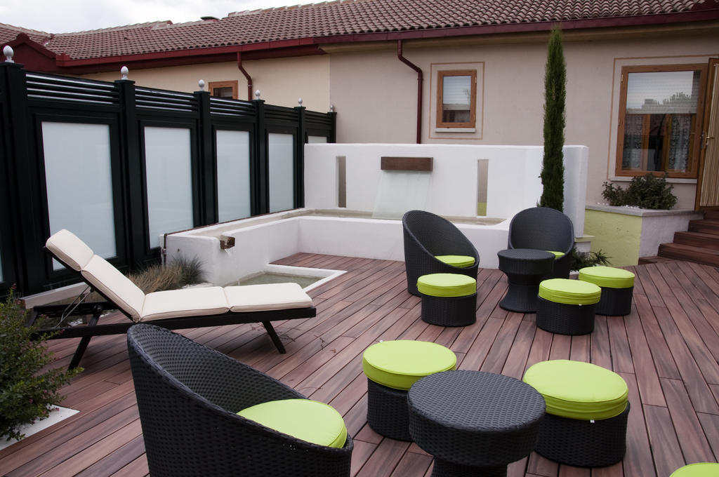 Hospederia Gemma Hotel La Lastrilla Exterior photo
