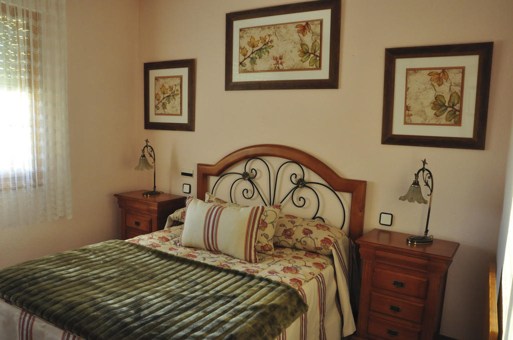 Hospederia Gemma Hotel La Lastrilla Room photo