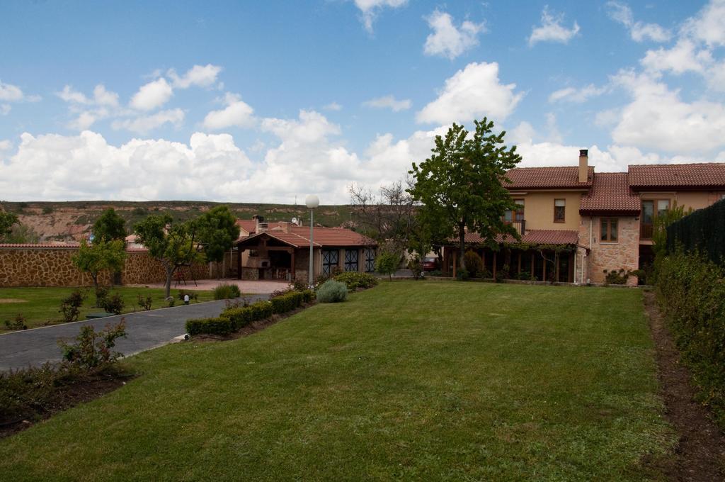 Hospederia Gemma Hotel La Lastrilla Exterior photo